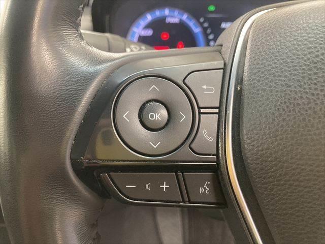 クラウンハイブリッド ＲＳ　禁煙車　純正ＳＤナビ　レーダークルーズコントロール　衝突軽減ブレーキ　Ｂｌｕｅｔｏｏｔｈ　フルセグＴＶ　パワーシート　シートヒーター　３眼ＬＥＤヘッドライト　スマートキー　コーナーセンサー（37枚目）