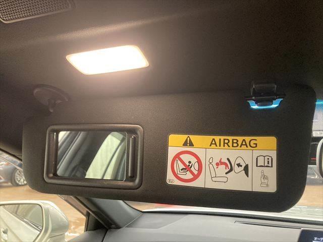 クラウンハイブリッド ＲＳ　禁煙車　純正ＳＤナビ　レーダークルーズコントロール　衝突軽減ブレーキ　Ｂｌｕｅｔｏｏｔｈ　フルセグＴＶ　パワーシート　シートヒーター　３眼ＬＥＤヘッドライト　スマートキー　コーナーセンサー（46枚目）