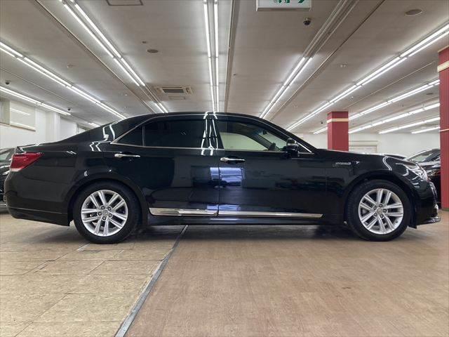 クラウンハイブリッド アスリートＳ　純正ＨＤＤナビ　フルセグＴＶ　バックカメラ　クルーズコントロール　Ｂｌｕｅｔｏｏｔｈ　スマートキー　シートヒーター　ＨＩＤヘッドライト　ＬＥＤフォグランプ　純正１７インチアルミホイール　パワーシート（16枚目）