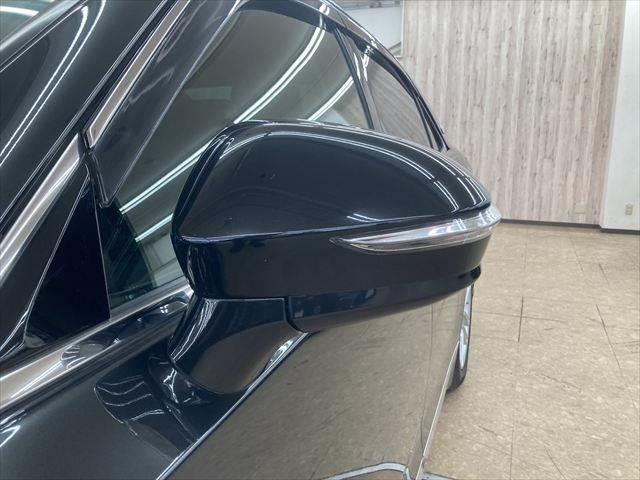 クラウンハイブリッド アスリートＳ　純正ＨＤＤナビ　フルセグＴＶ　バックカメラ　クルーズコントロール　Ｂｌｕｅｔｏｏｔｈ　スマートキー　シートヒーター　ＨＩＤヘッドライト　ＬＥＤフォグランプ　純正１７インチアルミホイール　パワーシート（25枚目）