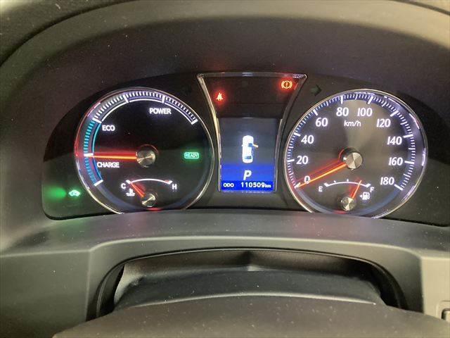 クラウンハイブリッド アスリートＳ　純正ＨＤＤナビ　フルセグＴＶ　バックカメラ　クルーズコントロール　Ｂｌｕｅｔｏｏｔｈ　スマートキー　シートヒーター　ＨＩＤヘッドライト　ＬＥＤフォグランプ　純正１７インチアルミホイール　パワーシート（45枚目）