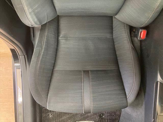 クラウンハイブリッド アスリートＳ　純正ＨＤＤナビ　フルセグＴＶ　バックカメラ　クルーズコントロール　Ｂｌｕｅｔｏｏｔｈ　スマートキー　シートヒーター　ＨＩＤヘッドライト　ＬＥＤフォグランプ　純正１７インチアルミホイール　パワーシート（50枚目）