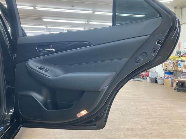 クラウンハイブリッド アスリートＳ　純正ＨＤＤナビ　フルセグＴＶ　バックカメラ　クルーズコントロール　Ｂｌｕｅｔｏｏｔｈ　スマートキー　シートヒーター　ＨＩＤヘッドライト　ＬＥＤフォグランプ　純正１７インチアルミホイール　パワーシート（51枚目）