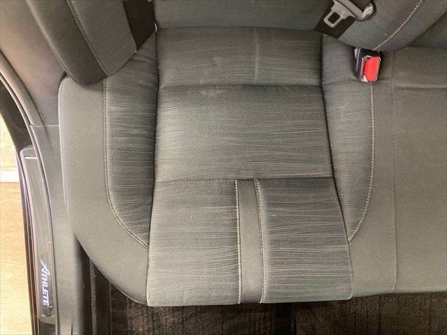 クラウンハイブリッド アスリートＳ　純正ＨＤＤナビ　フルセグＴＶ　バックカメラ　クルーズコントロール　Ｂｌｕｅｔｏｏｔｈ　スマートキー　シートヒーター　ＨＩＤヘッドライト　ＬＥＤフォグランプ　純正１７インチアルミホイール　パワーシート（53枚目）