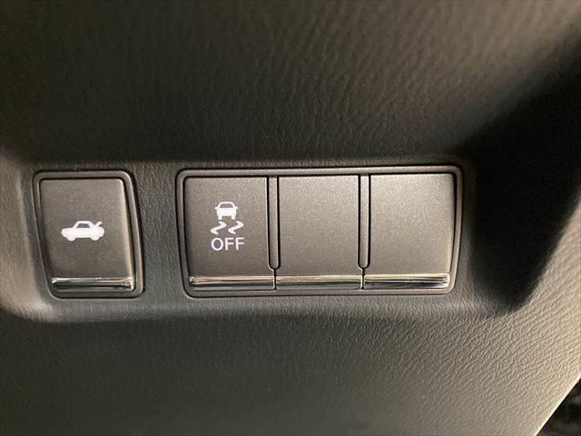 フーガ 250GT 純正HDDナビ バックカメラ フルセグTV HIDヘッドライト 禁煙車 クルーズコントロール ハーフレザー 衝突軽減ブレーキ パワーシート Bluetooth ETC ドライブレコーダー スマートキー(7枚目)