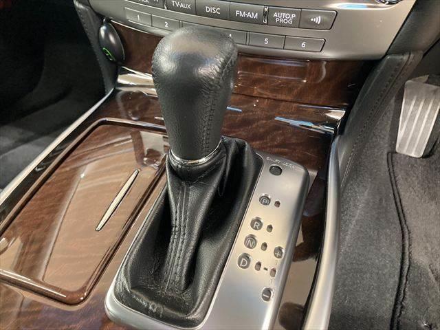 フーガ 250GT 純正HDDナビ バックカメラ フルセグTV HIDヘッドライト 禁煙車 クルーズコントロール ハーフレザー 衝突軽減ブレーキ パワーシート Bluetooth ETC ドライブレコーダー スマートキー(36枚目)