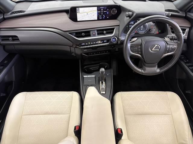 LEXUS UX UX300E VERSION L