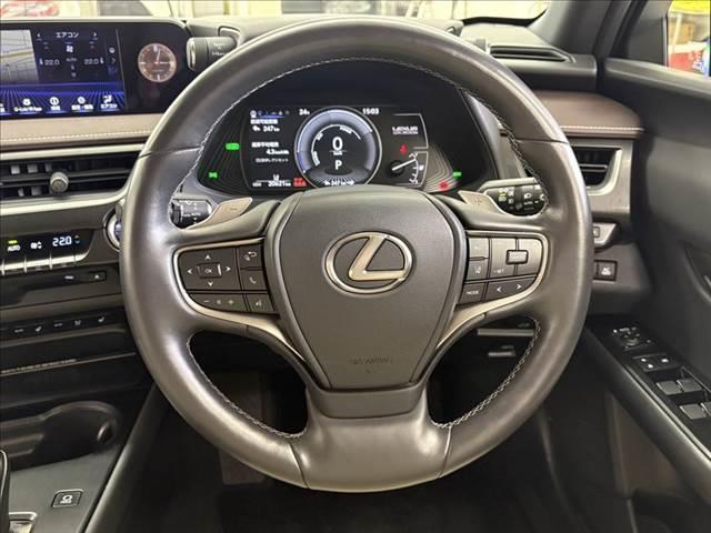 LEXUS UX UX300E VERSION L