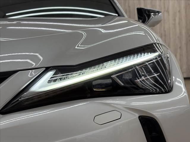 LEXUS UX UX300E VERSION L