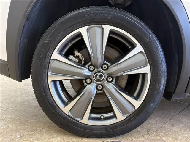 LEXUS UX UX300E VERSION L