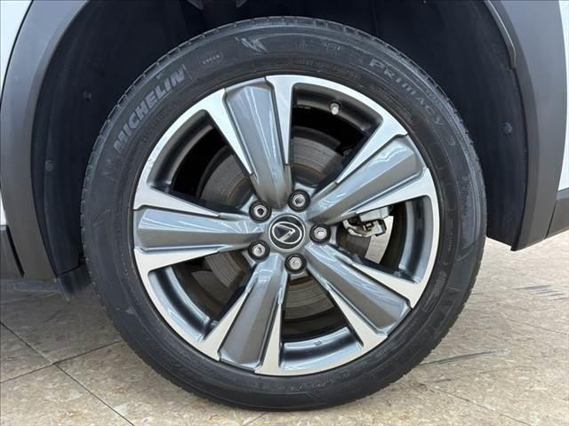 LEXUS UX UX300E VERSION L