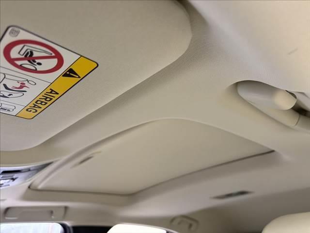 LEXUS UX UX300E VERSION L