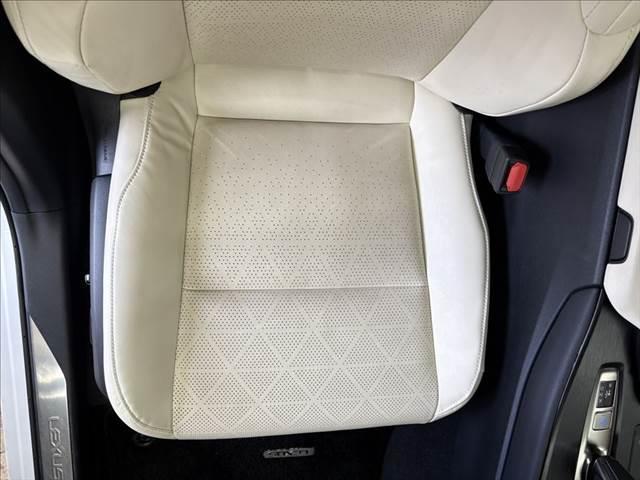 LEXUS UX UX300E VERSION L