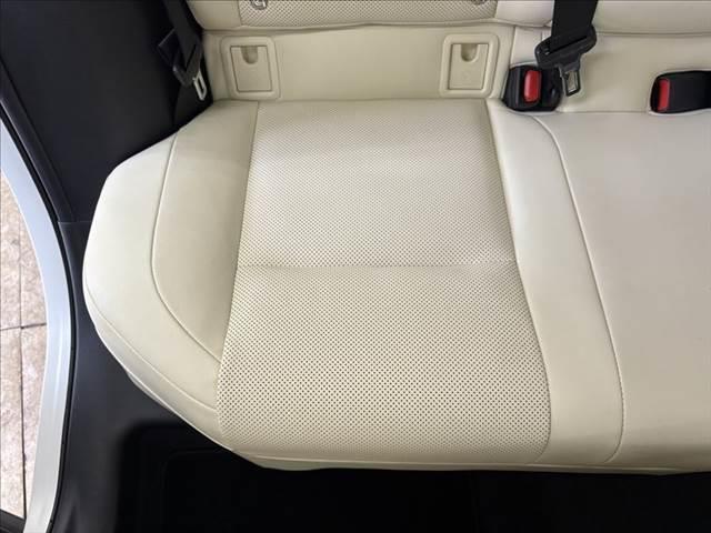 LEXUS UX UX300E VERSION L