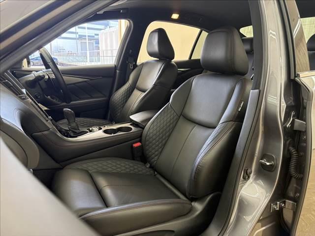 スカイライン 400R 本革シート 禁煙車 衝突軽減ブレーキ 純正メーカーナビ アラウンドビューモニター フルセグTV Bluetooth LEDヘッドライト シートヒーター レーダークルーズコントロール クリアランスソナー(34枚目)