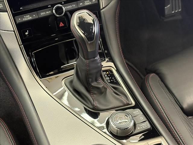 スカイライン 400R 本革シート 禁煙車 衝突軽減ブレーキ 純正メーカーナビ アラウンドビューモニター フルセグTV Bluetooth LEDヘッドライト シートヒーター レーダークルーズコントロール クリアランスソナー(36枚目)