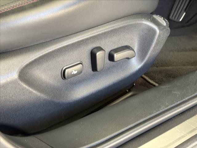 スカイライン 400R 本革シート 禁煙車 衝突軽減ブレーキ 純正メーカーナビ アラウンドビューモニター フルセグTV Bluetooth LEDヘッドライト シートヒーター レーダークルーズコントロール クリアランスソナー(37枚目)