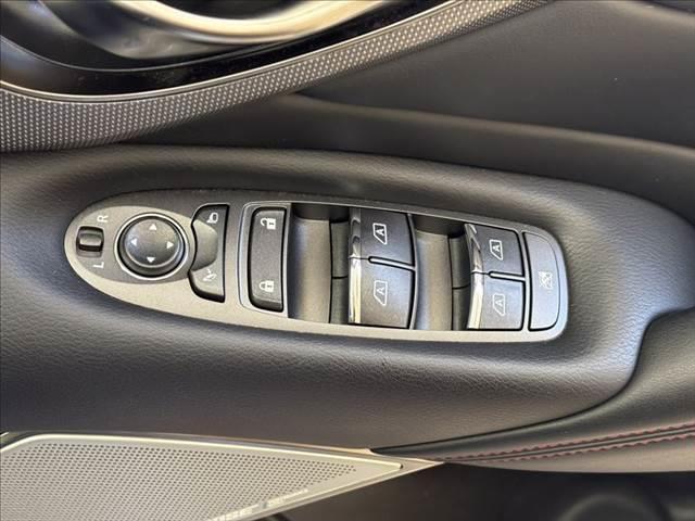 スカイライン 400R 本革シート 禁煙車 衝突軽減ブレーキ 純正メーカーナビ アラウンドビューモニター フルセグTV Bluetooth LEDヘッドライト シートヒーター レーダークルーズコントロール クリアランスソナー(38枚目)