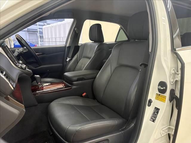 クラウンマジェスタ マジェスタ Fバージョン 禁煙車 全方位カメラ 純正OP18インチAW 黒革シート レーダークルーズコントロール シートヒーター ベンチレーション 純正ナビ フルセグTV ETC LEDヘッドランプ クリアランスソナー(36枚目)