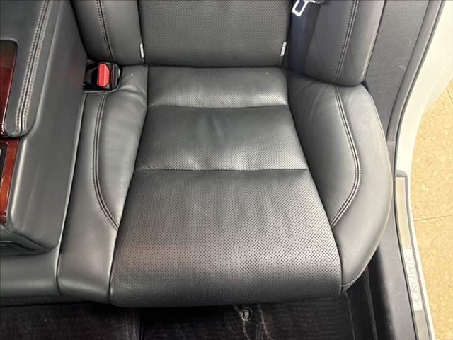 クラウンマジェスタ マジェスタ Fバージョン 禁煙車 全方位カメラ 純正OP18インチAW 黒革シート レーダークルーズコントロール シートヒーター ベンチレーション 純正ナビ フルセグTV ETC LEDヘッドランプ クリアランスソナー(64枚目)