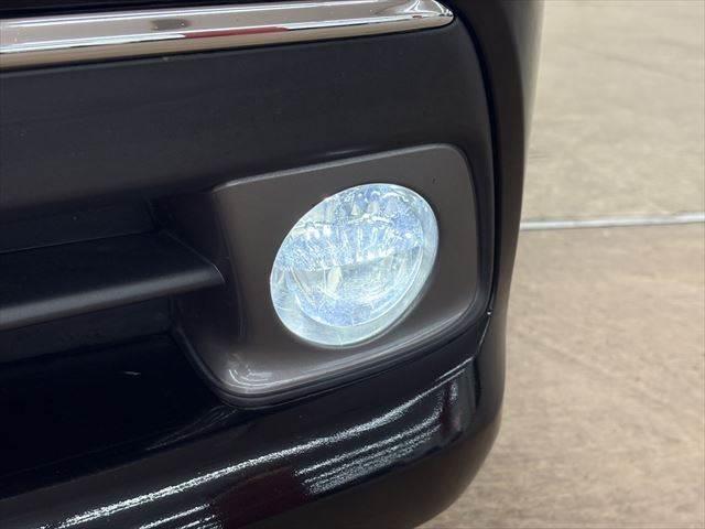 クラウンハイブリッド ロイヤルサルーン 純正HDDナビ バックカメラ フルセグTV HIDヘッドライト シートヒーター クルーズコントロール パワーシート Bluetooth ETC MTモード付 純正16インチアルミホイール USBポート(12枚目)