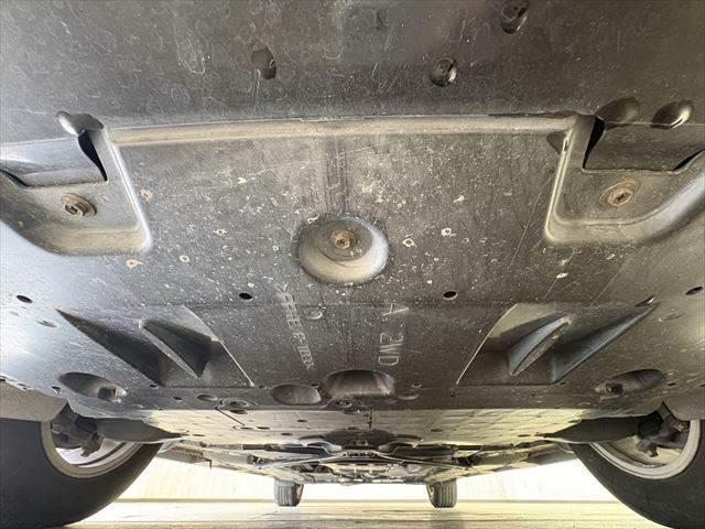 クラウンハイブリッド ロイヤルサルーン 純正HDDナビ バックカメラ フルセグTV HIDヘッドライト シートヒーター クルーズコントロール パワーシート Bluetooth ETC MTモード付 純正16インチアルミホイール USBポート(33枚目)