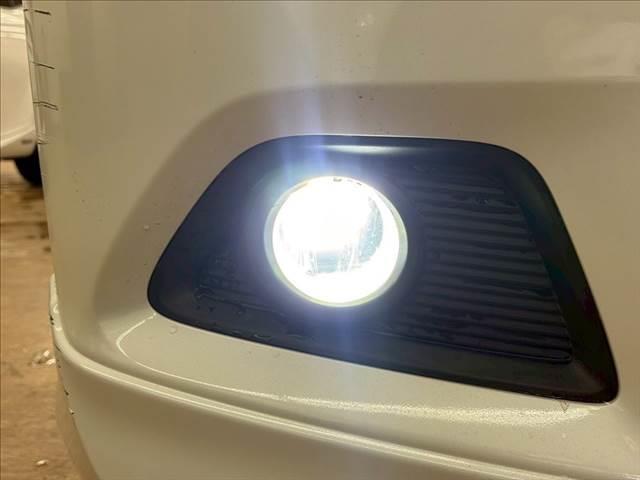 ソリオ ハイブリッドＭＸ　ＳＤナビ　レーダークルーズコントロール　衝突軽減ブレーキ　障害物センサー　パワースライドドア　フルセグ　ＬＥＤヘッドライト　Ｂｌｕｅｔｏｏｔｈ　純正１５インチアルミホイール　ＥＴＣ　禁煙車（28枚目）