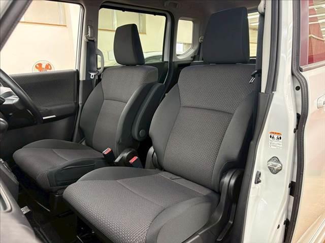 ソリオ ハイブリッドＭＸ　ＳＤナビ　レーダークルーズコントロール　衝突軽減ブレーキ　障害物センサー　パワースライドドア　フルセグ　ＬＥＤヘッドライト　Ｂｌｕｅｔｏｏｔｈ　純正１５インチアルミホイール　ＥＴＣ　禁煙車（31枚目）