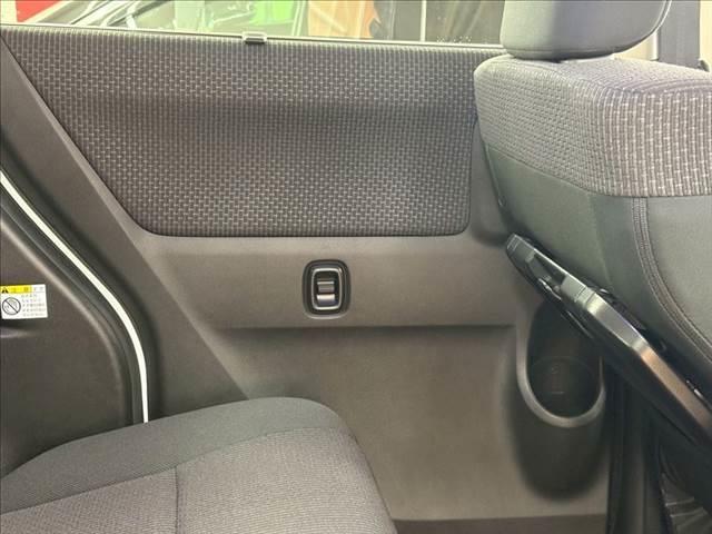 ソリオ ハイブリッドＭＸ　ＳＤナビ　レーダークルーズコントロール　衝突軽減ブレーキ　障害物センサー　パワースライドドア　フルセグ　ＬＥＤヘッドライト　Ｂｌｕｅｔｏｏｔｈ　純正１５インチアルミホイール　ＥＴＣ　禁煙車（54枚目）