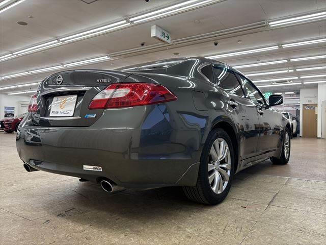 徹底した機関系チェック、入庫点検を行い、納車前は法定整備を実施しております。ご安心ください！！