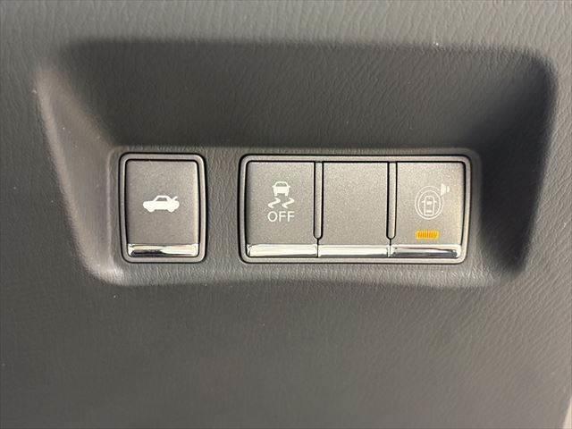 ☆トランクオープナー　横滑り防止装置