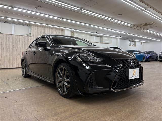 【６ヵ月無料保証】すべての車両に無料保証付帯で安心♪更に保証項目４０６部位、７年間の保証を別途ご用意いたしております。又、２４時間対応のロードサービス付でフルサポート♪