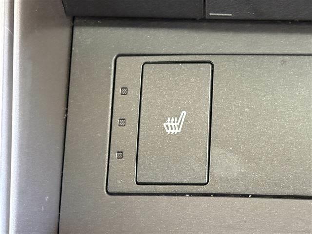 ＩＳ ＩＳ３００ｈ　サンルーフ　禁煙車　純正ＳＤナビ　バックカメラ　ハーフレザーシート　ＬＥＤヘッドライト　フルセグ　衝突軽減ブレーキ　Ｂｌｕｅｔｏｏｔｈ　ＥＴＣ２．０　ミュージックサーバー　レーダークルーズコントロール（48枚目）