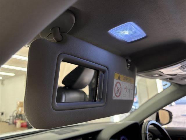 ＩＳ ＩＳ３００ｈ　サンルーフ　禁煙車　純正ＳＤナビ　バックカメラ　ハーフレザーシート　ＬＥＤヘッドライト　フルセグ　衝突軽減ブレーキ　Ｂｌｕｅｔｏｏｔｈ　ＥＴＣ２．０　ミュージックサーバー　レーダークルーズコントロール（53枚目）