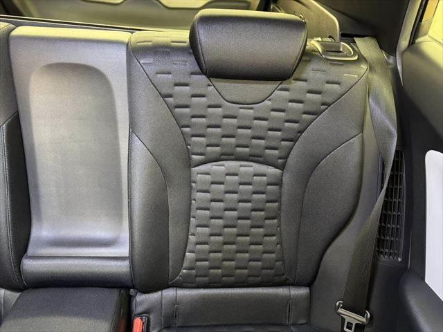 プリウスPHV A 禁煙車 純正11.6インチナビ フルセグTV 寒冷地仕様 純正OP17インチAW レーダークルーズコントロール 衝突軽減ブレーキ Bluetooth バックカメラ シートヒーター コーナーセンサー(59枚目)