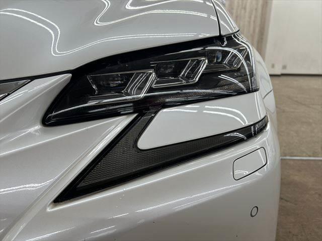 ＧＳ ＧＳ４５０ｈ　バージョンＬ　ＬＥＤヘッドライト　本革シート　レーダークルーズコントロール　ステアリングヒーター　ＨＵＤ　純正ＳＤナビ　Ｂｌｕｅｔｏｏｔｈ　フルセグＴＶ　衝突軽減ブレーキ　バックカメラ　電動リアゲート　パワーシート（23枚目）