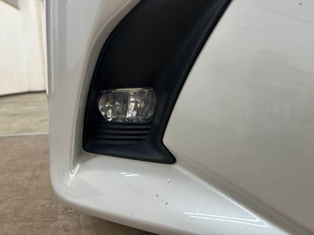 ＧＳ ＧＳ４５０ｈ　バージョンＬ　ＬＥＤヘッドライト　本革シート　レーダークルーズコントロール　ステアリングヒーター　ＨＵＤ　純正ＳＤナビ　Ｂｌｕｅｔｏｏｔｈ　フルセグＴＶ　衝突軽減ブレーキ　バックカメラ　電動リアゲート　パワーシート（26枚目）