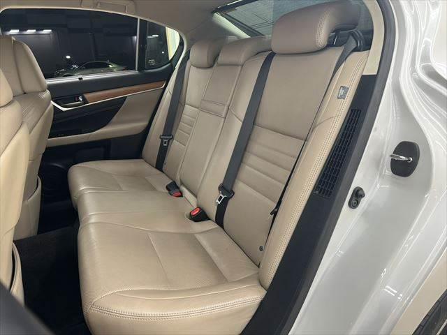 ＧＳ ＧＳ４５０ｈ　バージョンＬ　ＬＥＤヘッドライト　本革シート　レーダークルーズコントロール　ステアリングヒーター　ＨＵＤ　純正ＳＤナビ　Ｂｌｕｅｔｏｏｔｈ　フルセグＴＶ　衝突軽減ブレーキ　バックカメラ　電動リアゲート　パワーシート（37枚目）