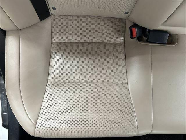 ＧＳ ＧＳ４５０ｈ　バージョンＬ　ＬＥＤヘッドライト　本革シート　レーダークルーズコントロール　ステアリングヒーター　ＨＵＤ　純正ＳＤナビ　Ｂｌｕｅｔｏｏｔｈ　フルセグＴＶ　衝突軽減ブレーキ　バックカメラ　電動リアゲート　パワーシート（56枚目）