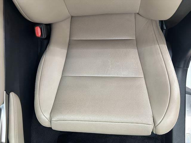 ＧＳ ＧＳ４５０ｈ　バージョンＬ　ＬＥＤヘッドライト　本革シート　レーダークルーズコントロール　ステアリングヒーター　ＨＵＤ　純正ＳＤナビ　Ｂｌｕｅｔｏｏｔｈ　フルセグＴＶ　衝突軽減ブレーキ　バックカメラ　電動リアゲート　パワーシート（59枚目）