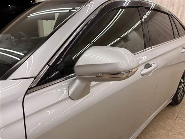 クラウンハイブリッド Ｓ　Ｃパッケージ　純正ＳＤナビ　バックカメラ　ヘッドアップディスプレイ　ＬＥＤライト　レーダークルーズコントロール　シートヒーター　衝突軽減ブレーキ　ブラインドスポットモニター　ブルーレイ再生　フルセグ　パワーシート（22枚目）