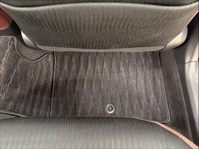 クラウンハイブリッド Ｓ　Ｃパッケージ　純正ＳＤナビ　バックカメラ　ヘッドアップディスプレイ　ＬＥＤライト　レーダークルーズコントロール　シートヒーター　衝突軽減ブレーキ　ブラインドスポットモニター　ブルーレイ再生　フルセグ　パワーシート（55枚目）