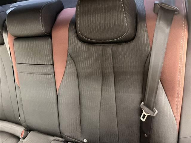 クラウンハイブリッド Ｓ　Ｃパッケージ　純正ＳＤナビ　バックカメラ　ヘッドアップディスプレイ　ＬＥＤライト　レーダークルーズコントロール　シートヒーター　衝突軽減ブレーキ　ブラインドスポットモニター　ブルーレイ再生　フルセグ　パワーシート（68枚目）