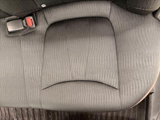 クラウンハイブリッド Ｓ　Ｃパッケージ　純正ＳＤナビ　バックカメラ　ヘッドアップディスプレイ　ＬＥＤライト　レーダークルーズコントロール　シートヒーター　衝突軽減ブレーキ　ブラインドスポットモニター　ブルーレイ再生　フルセグ　パワーシート（69枚目）