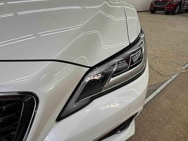 クラウンハイブリッド Ｇ　レーダークルーズコントロール　衝突軽減ブレーキ　フルセグＴＶ　Ｂｌｕｅｔｏｏｔｈ　バックカメラ　シートヒーター　シートエアコン　本革シート　パワーシート　禁煙車　ＬＥＤヘッドライト　スマートキー（23枚目）