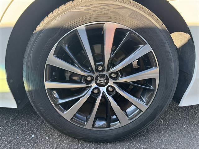 クラウンハイブリッド Ｇ　レーダークルーズコントロール　衝突軽減ブレーキ　フルセグＴＶ　Ｂｌｕｅｔｏｏｔｈ　バックカメラ　シートヒーター　シートエアコン　本革シート　パワーシート　禁煙車　ＬＥＤヘッドライト　スマートキー（30枚目）