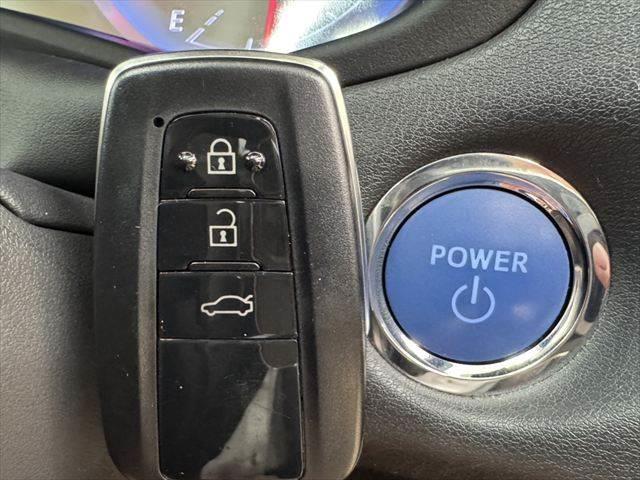 クラウンハイブリッド Ｇ　レーダークルーズコントロール　衝突軽減ブレーキ　フルセグＴＶ　Ｂｌｕｅｔｏｏｔｈ　バックカメラ　シートヒーター　シートエアコン　本革シート　パワーシート　禁煙車　ＬＥＤヘッドライト　スマートキー（57枚目）