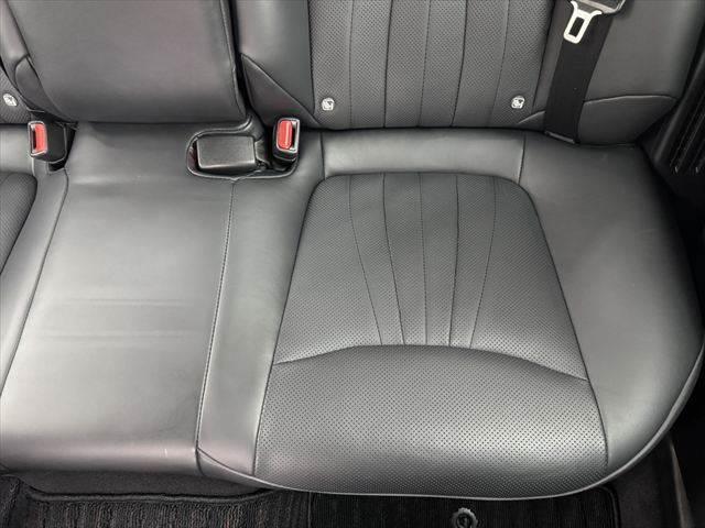 クラウンハイブリッド Ｇ　レーダークルーズコントロール　衝突軽減ブレーキ　フルセグＴＶ　Ｂｌｕｅｔｏｏｔｈ　バックカメラ　シートヒーター　シートエアコン　本革シート　パワーシート　禁煙車　ＬＥＤヘッドライト　スマートキー（69枚目）