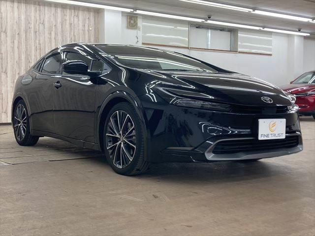 プリウス Ｚ　禁煙車　ガラスルーフ　デジタルインナーミラー　１２．３インチディスプレイオーディオ　全周囲カメラ　レーダークルーズコントロール　Ｂｌｕｅｔｏｏｔｈ　電動リアゲート　シートヒーター　４ＷＤ　寒冷地仕様（18枚目）