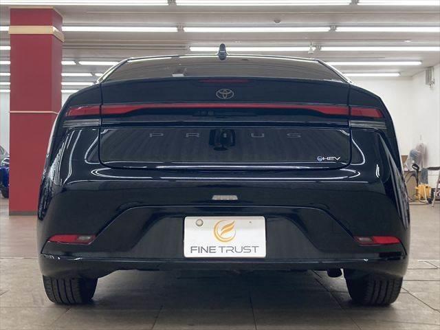 プリウス Ｚ　禁煙車　ガラスルーフ　デジタルインナーミラー　１２．３インチディスプレイオーディオ　全周囲カメラ　レーダークルーズコントロール　Ｂｌｕｅｔｏｏｔｈ　電動リアゲート　シートヒーター　４ＷＤ　寒冷地仕様（20枚目）